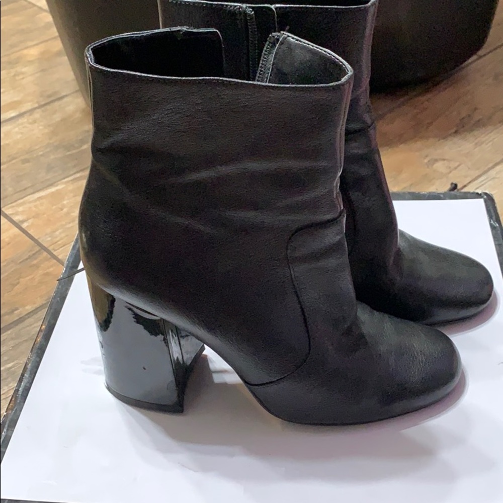 Nine West